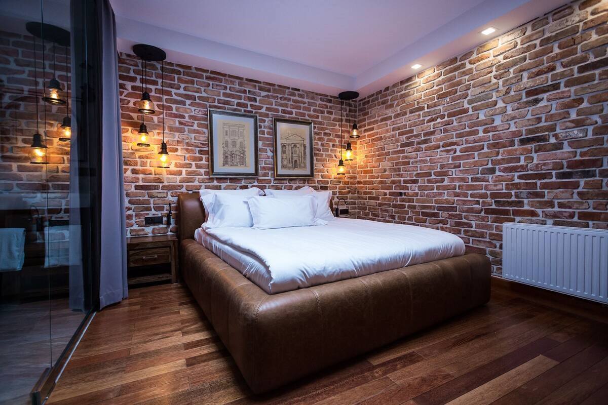 Căn hộ Deluxe (Mini Deluxe ) | Bộ đồ giường cao cấp, bàn, phòng cách âm 