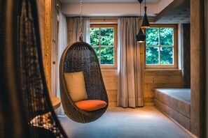 Deluxe Chalet, 3 Bedrooms, Mountain View, Garden Area | 1 bedroom, premium bedding, in-room safe, individually decorated - Liondes Chalets (Marebbe)