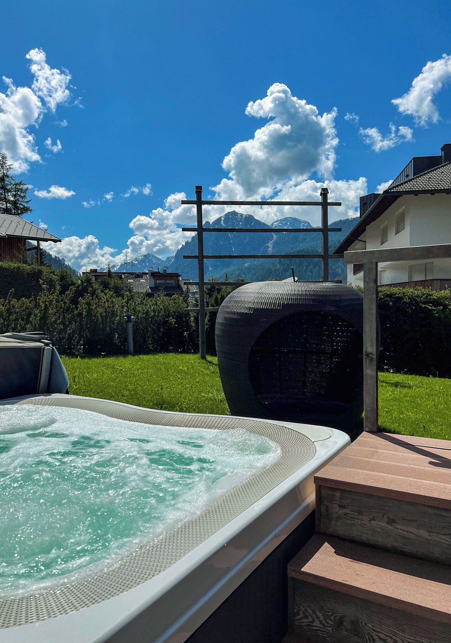 Deluxe Chalet, 4 Bedrooms, Non Smoking, Mountain View | Terrace/patio