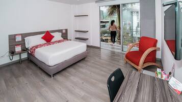 Double Room, Balcony | Premium bedding, pillowtop beds, minibar, laptop workspace