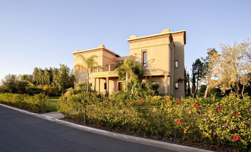 Photo - Villa de Luxe avec Piscine Privée et Golf
