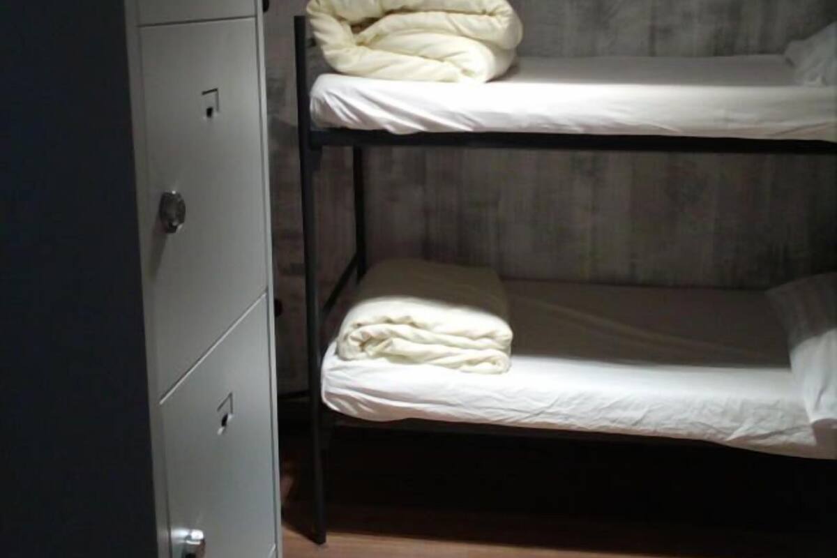 Két bảo mật tại phòng, bàn, truy cập Internet không dây miễn phí