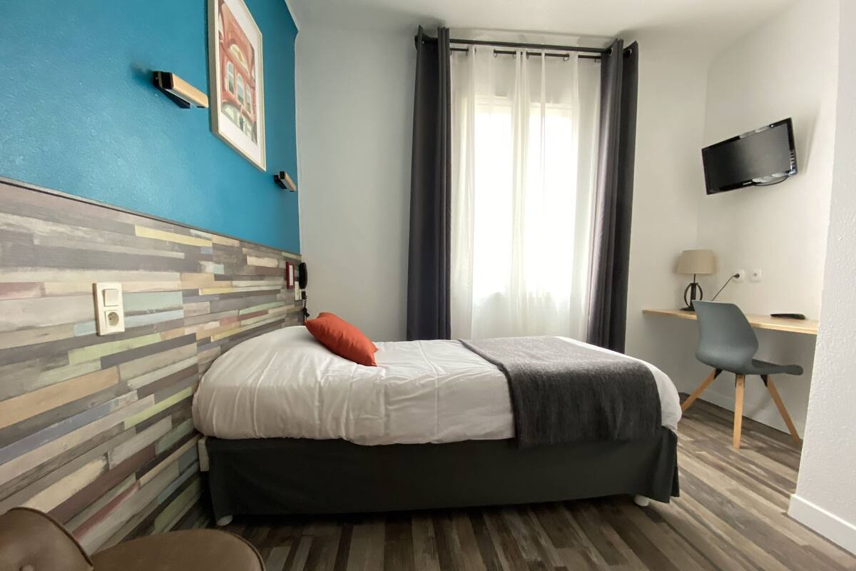 1 chambre, coffres-forts dans les chambres, bureau