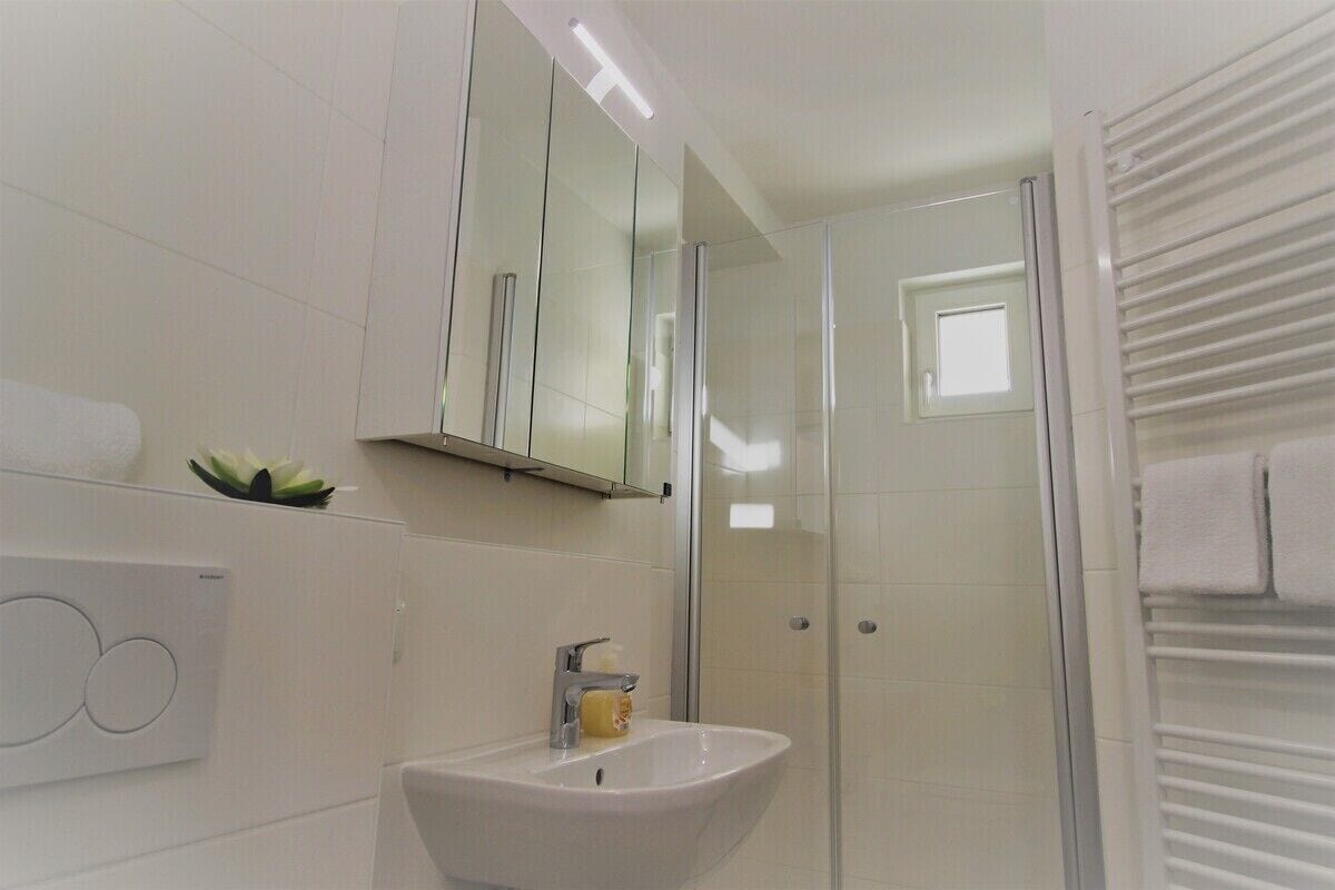 double room | bathroom | free toiletries, hair dryer, towels, soap
