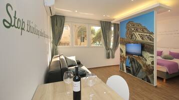 Studio (Pojisanska street 13) | In-room safe, desk, laptop workspace, blackout curtains