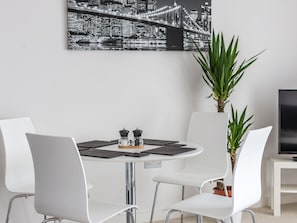 Apartment, 1 Bedroom | Living area