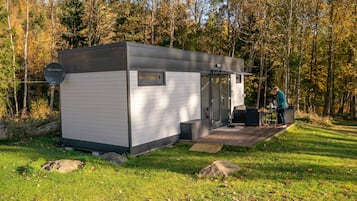 Business Cabin, 1 Bedroom, Lake View, Lakeside (Evika 3) | 1 bedroom, desk, laptop workspace, soundproofing