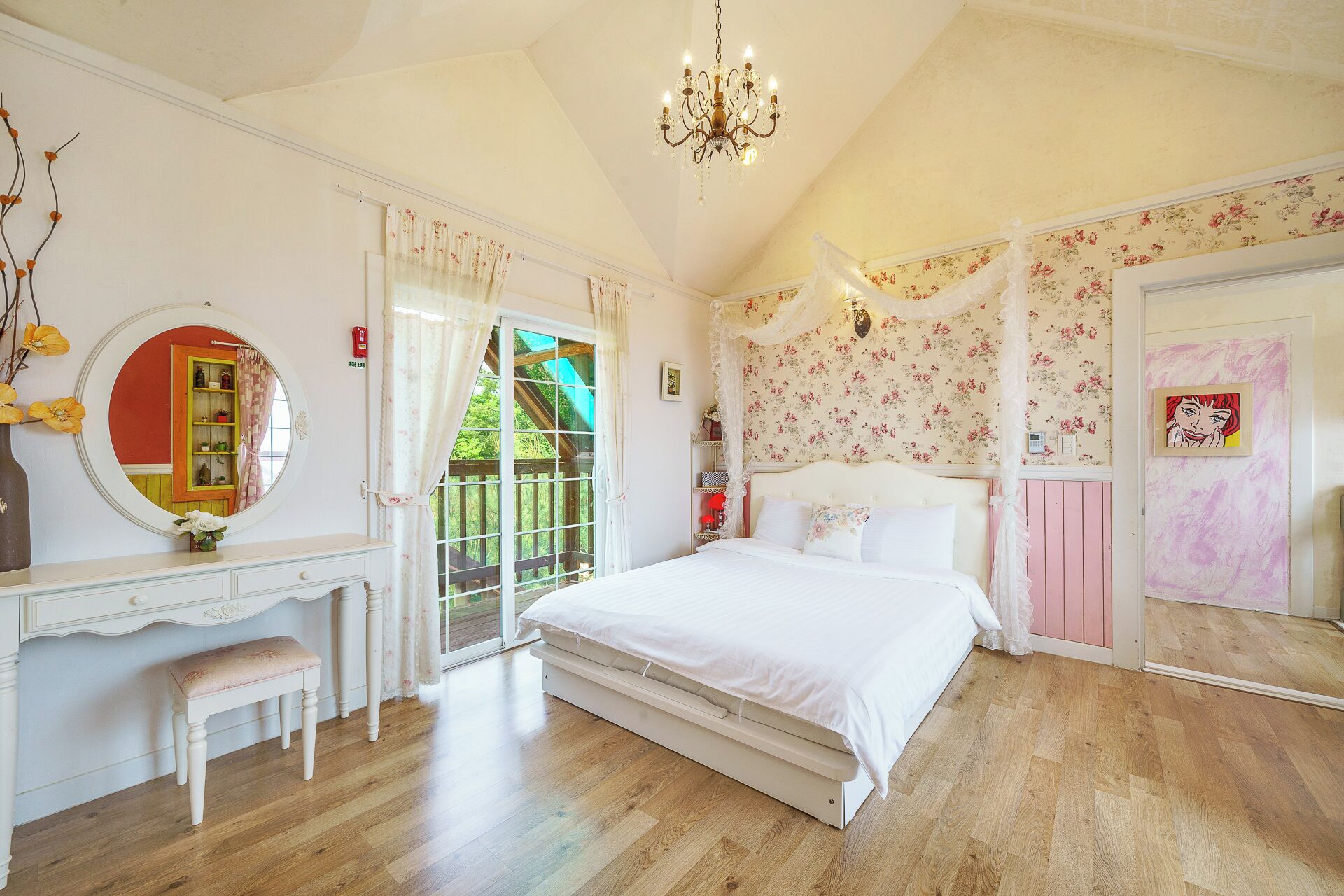 Fennel | Premium bedding, individually decorated, free WiFi