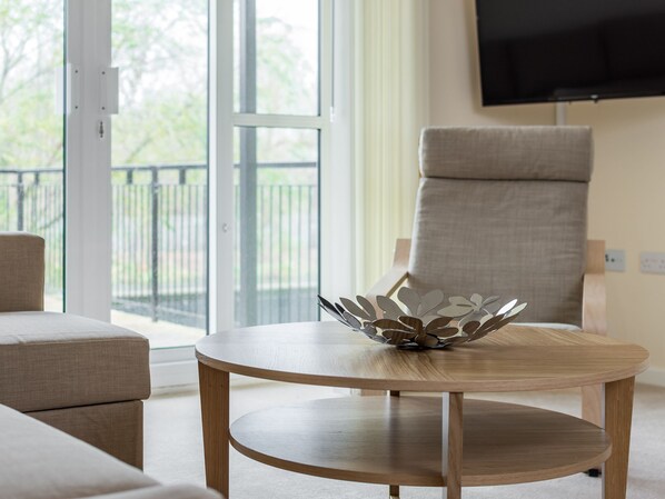 公寓, 2 间卧室 | 起居区 | 平板电视