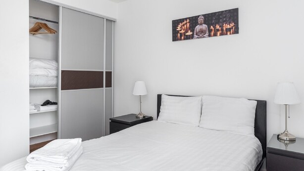 Apartment, 2 Bedrooms | 2 bedrooms, iron/ironing board, free WiFi - Modern Bedford Blues Apartment (Bedford)