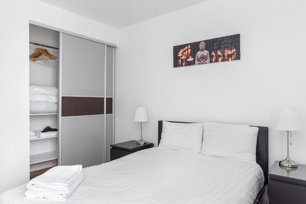 Apartemen, 2 kamar tidur | 2 kamar tidur, setrika/meja setrika, dan Wi-Fi gratis