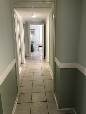 Exclusive Apartment, 3 Bedrooms, 2 Bathrooms, Garden View (with private sun room, A01)