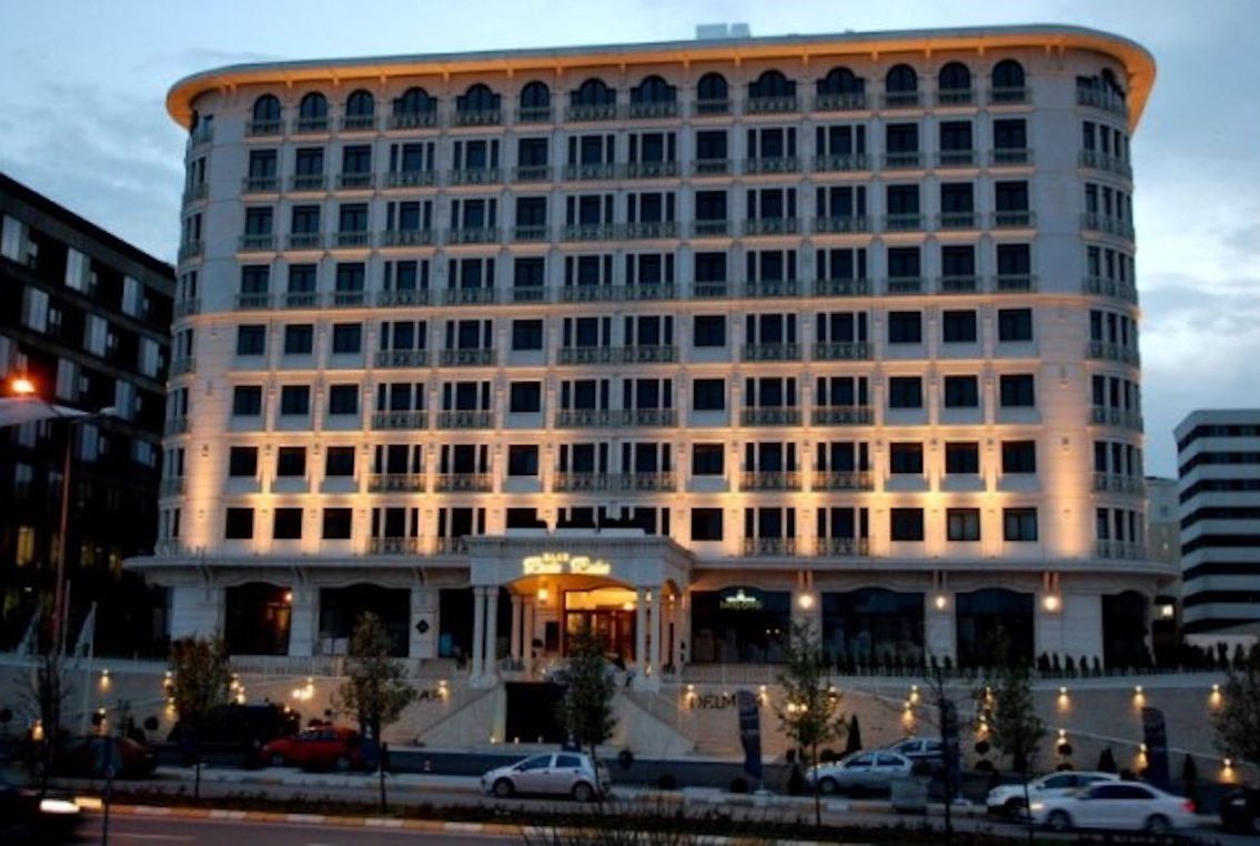 المنشأة من الخارج