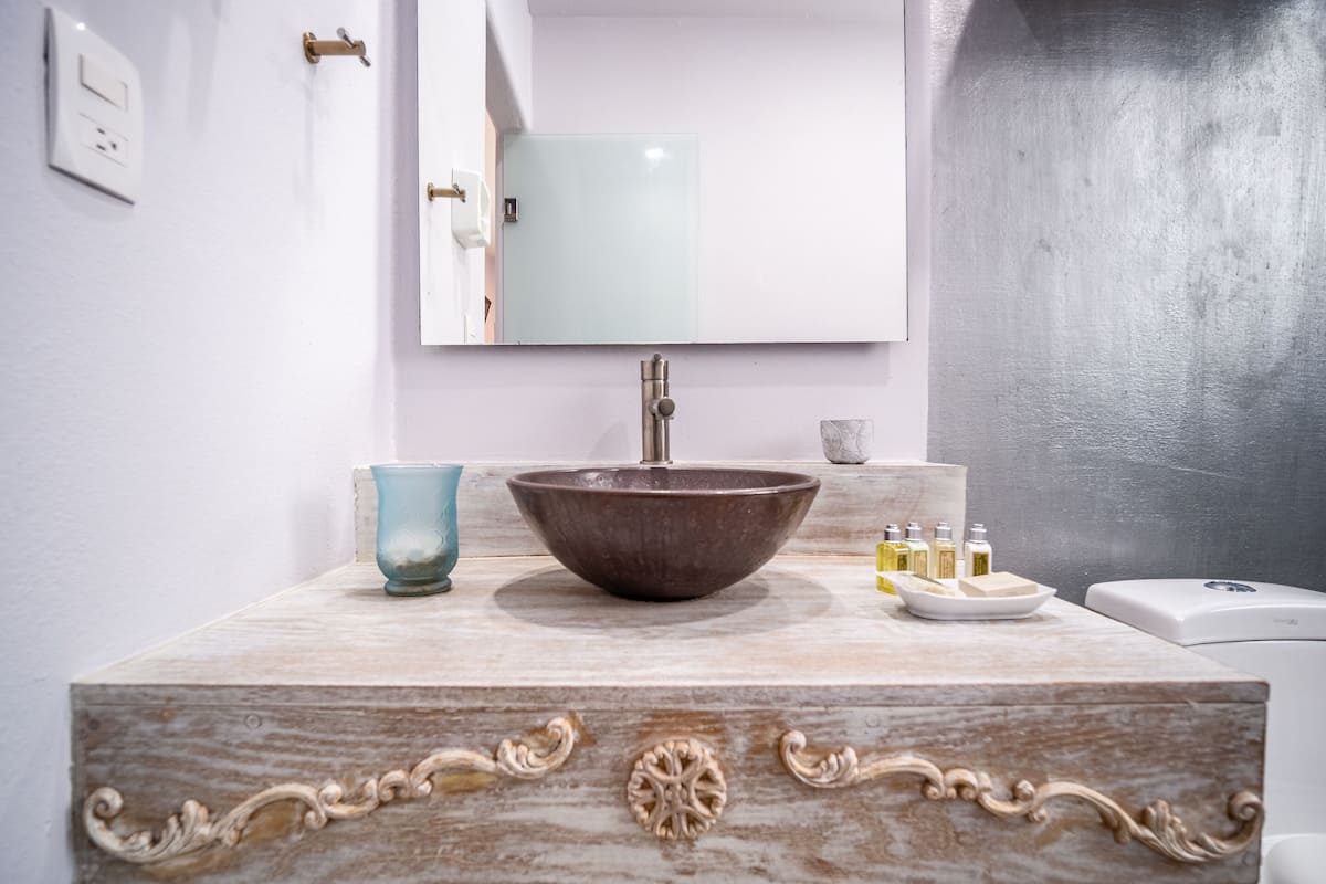 standard room, 2 double beds | bathroom sink