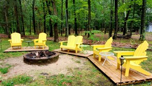 Property grounds - Perfect getaway for couples ! close to Ludington or Baldwin.

 (Fountain)