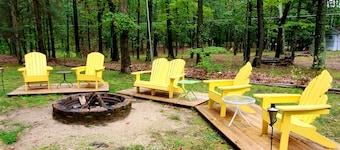 Perfect getaway for couples ! close to Ludington or Baldwin.