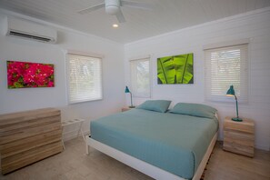1 bedroom, iron/ironing board, free WiFi, bed sheets - Bird of Paradise  Beachfront Cottages- Golden Chalice (Governor's Harbour)
