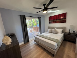 2 habitaciones, tabla de planchar con plancha, wifi y ropa de cama