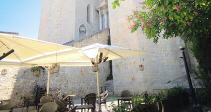 Charming flat next to the Cathedral