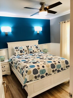 10 habitaciones, tabla de planchar con plancha y cuna de viaje 