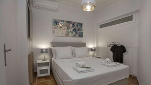 Unclassified image, 3 of 29, button - Modern Apartment close to Acropolis Museum by GHH (Athens)