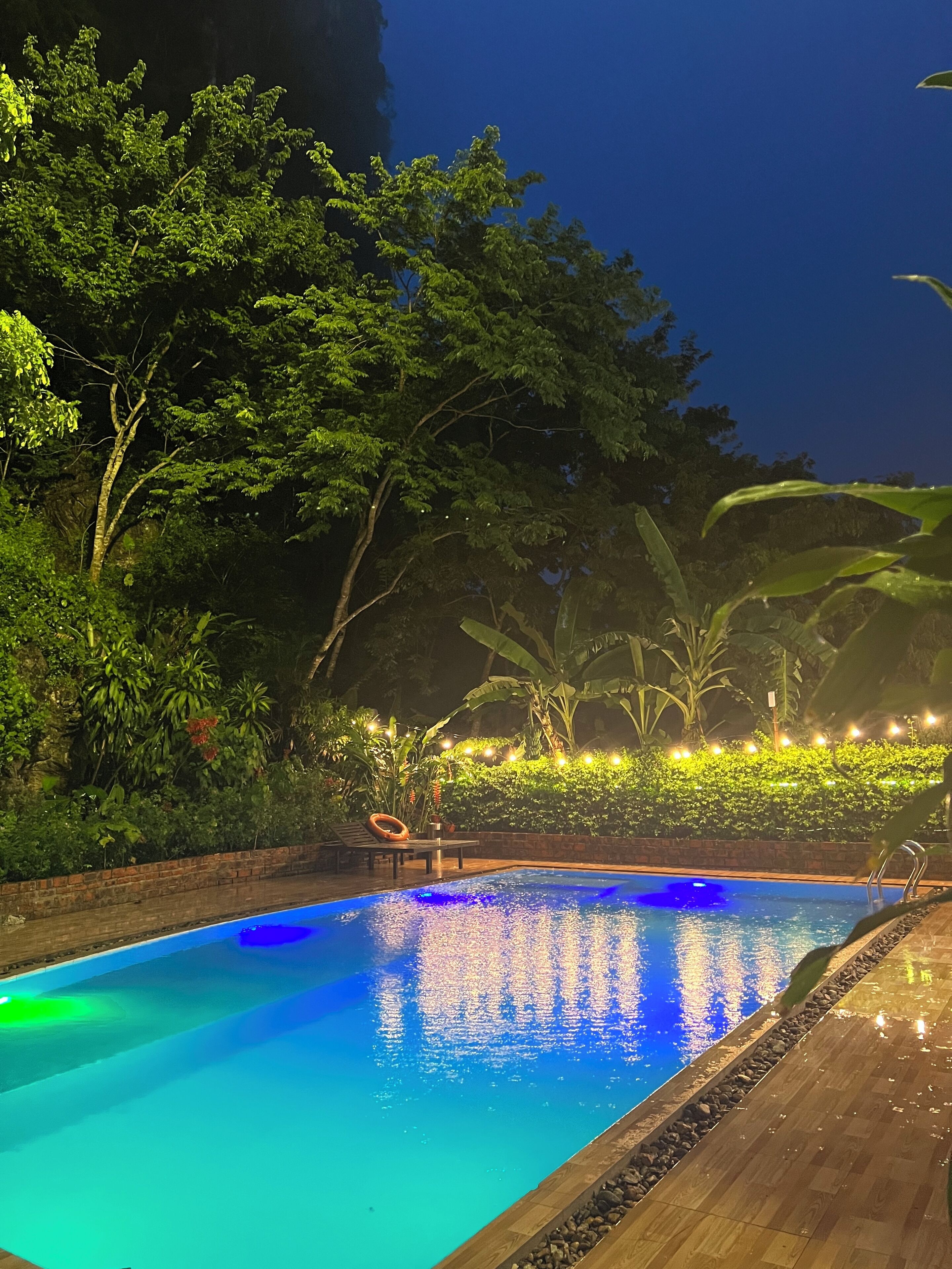 Outdoor pool, pool umbrellas, pool loungers