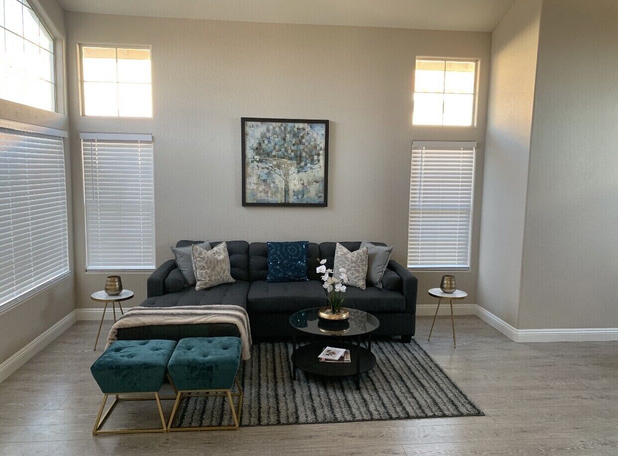 Huge Beautiful Remodeled Home in Heart of Vegas!