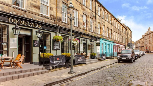 Restaurant - Drumsheugh Garden Apartment (Drumsheugh Gardens, Edinburgh)