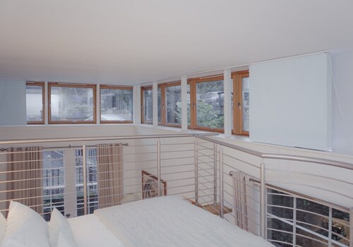 The Studio at Lynedoch Place lane