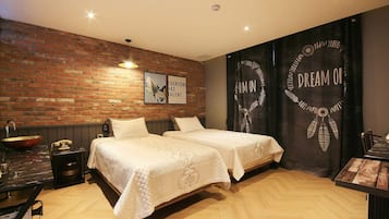 Standard Twin Room, 2 Twin Beds | Desk, blackout drapes, soundproofing, iron/ironing board