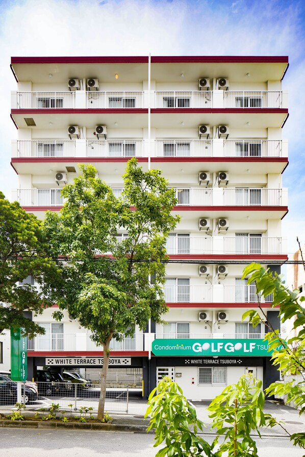 Front of property - Condominium GOLF GOLF Tsuboya (Naha)