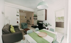 TV, books, music library, stereo