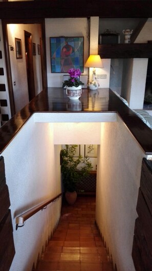 Interior - La Rovaia: nature, art and prosecco nearby Asolo, Veneto (Monfumo)