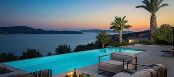 Ultraluxury Villa Elyzeum with Heated Pool