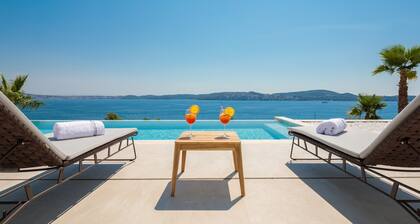 Ultraluxury Villa Elyzeum with Heated Pool