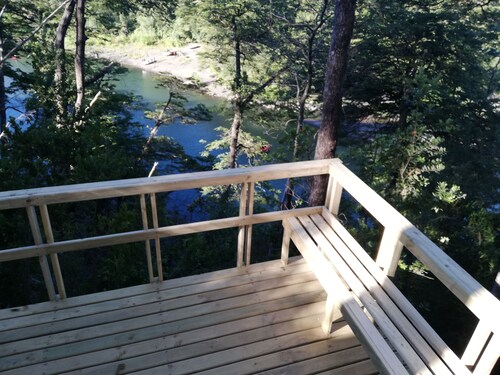 Wonderful rustic cabin, with native trees, with Rio Trancura, equipped