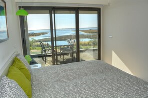 2 bedrooms, WiFi - Fuseta wake up to the sea. New apartment with scenic views (Fuseta)