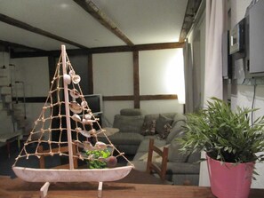 Unclassified image, 2 of 12, button - Apartment Wiebke (1) - Family holiday in the fishing village (WLAN incl.) (Mönkebude)