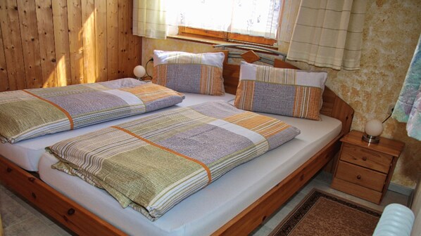 1 quarto, roupa de cama