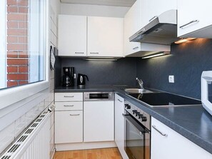 Køleskab, mikrobølgeovn, ovn, opvaskemaskine