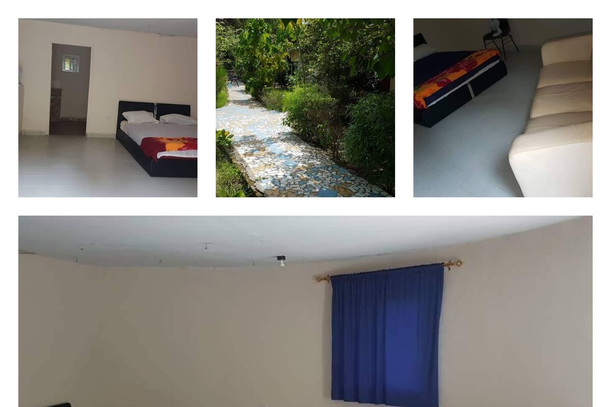 Romantic Duplex, 1 King Bed, Accessible, Courtyard View
