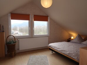 1 bedroom, WiFi, bed sheets - Lucy's apartment (Ebermannstadt)
