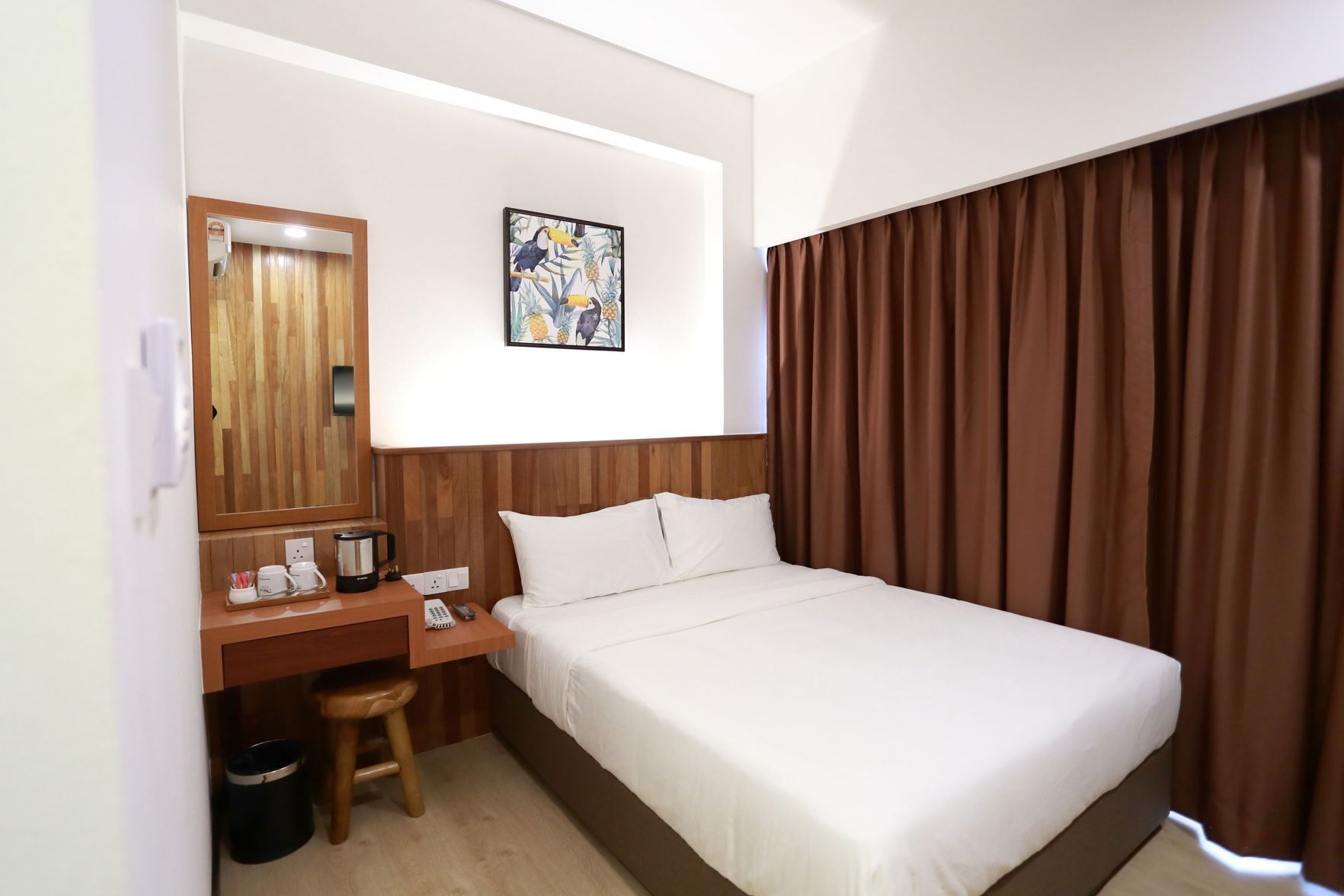 Ropa de cama de alta calidad y minibar 