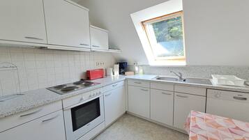 Fridge, microwave, oven, dishwasher