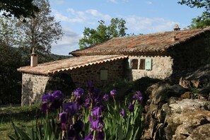 Overnatningsstedets område