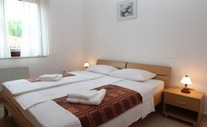 3 soverom, wi-fi (inkludert) og sengetøy