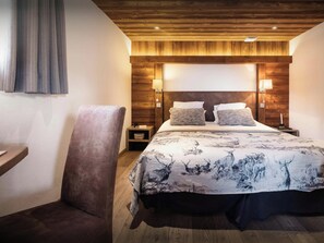 4 bedrooms, iron/ironing board, travel cot, WiFi - Pralor Le Peille - French Alps break for 8 with spa - OVO Network (Manigod)