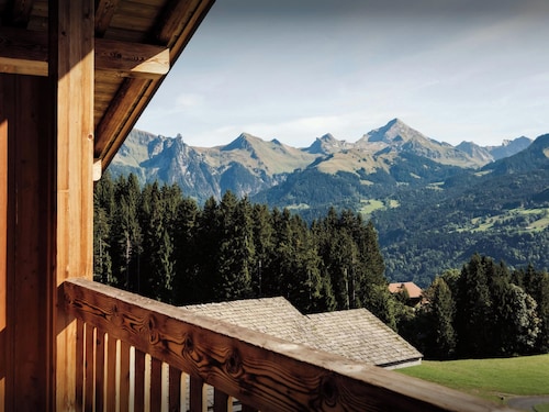 Pralor Le Peille - French Alps break for 8 with spa - OVO Network