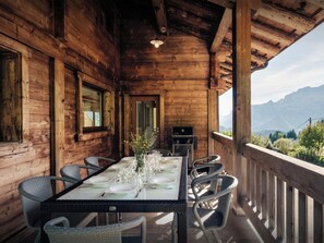 Outdoor dining - Pralor Le Peille - French Alps break for 8 with spa - OVO Network (Manigod)