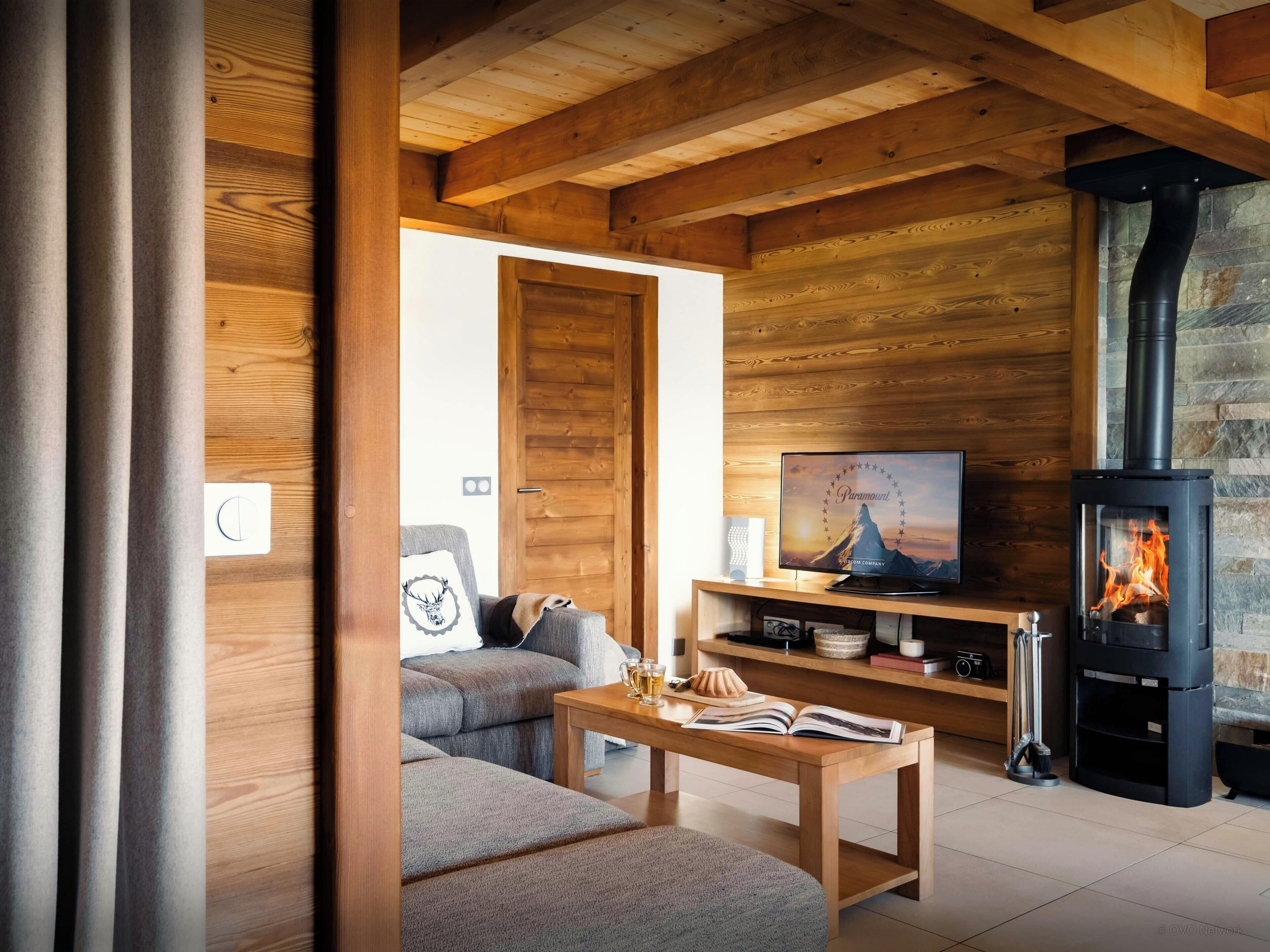 TV, fireplace, DVD player, table tennis